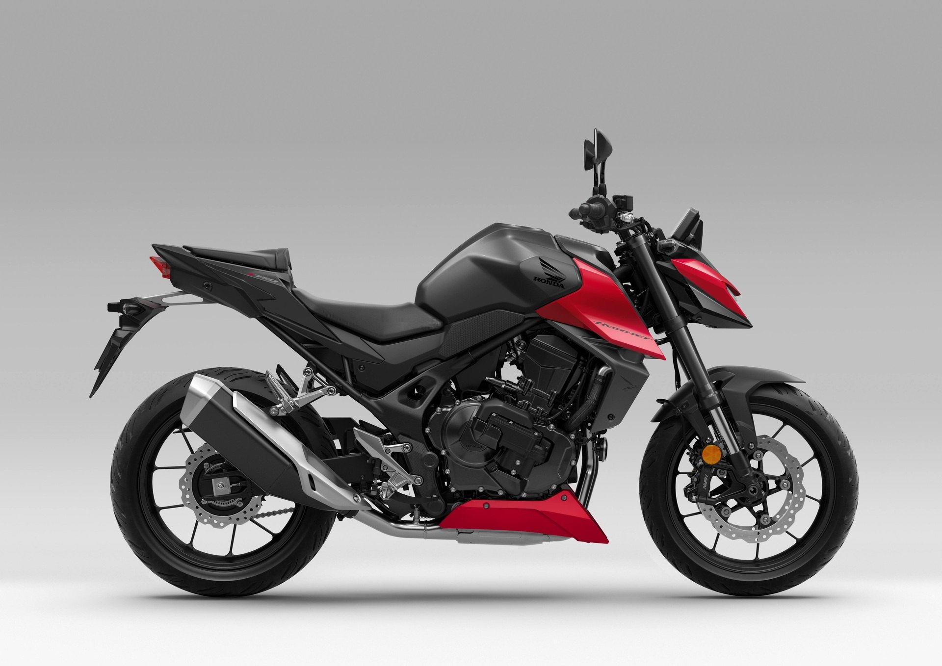 HONDA CB750 Hornet E-Clutch kaufen — bei Honda Motorrad Zürich in Volketswil