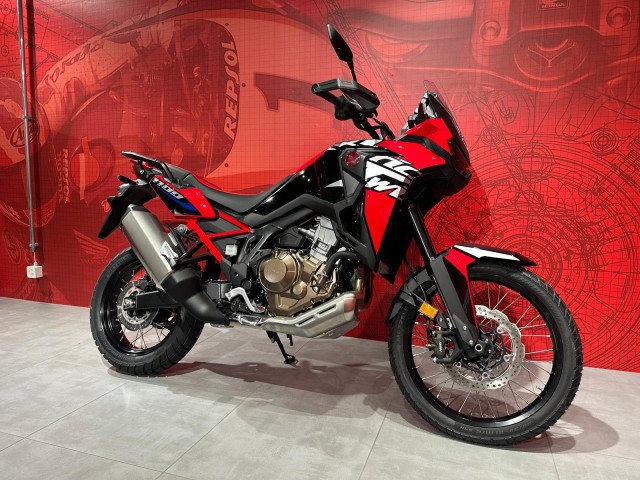 HONDA CRF 1100 L Africa Twin DCT Neufahrzeug in rot, 1084 ccm kaufen — bei Honda Motorrad Zürich in Volketswil
