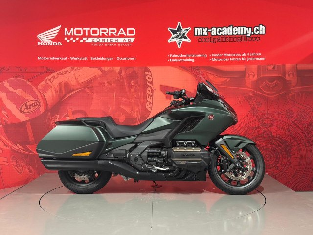 HONDA GL 1800 Gold Wing B DCT Vorführmodell in grün, 1833 ccm kaufen — bei Honda Motorrad Zürich in Volketswil