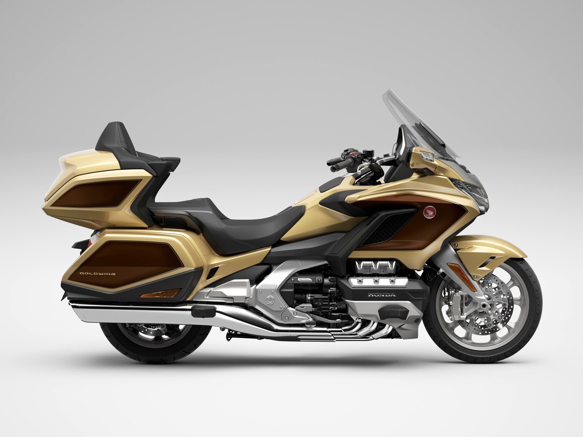 HONDA GL 1800 Gold Wing Tour DCT 50th Anniversary kaufen — bei Honda Motorrad Zürich in Volketswil