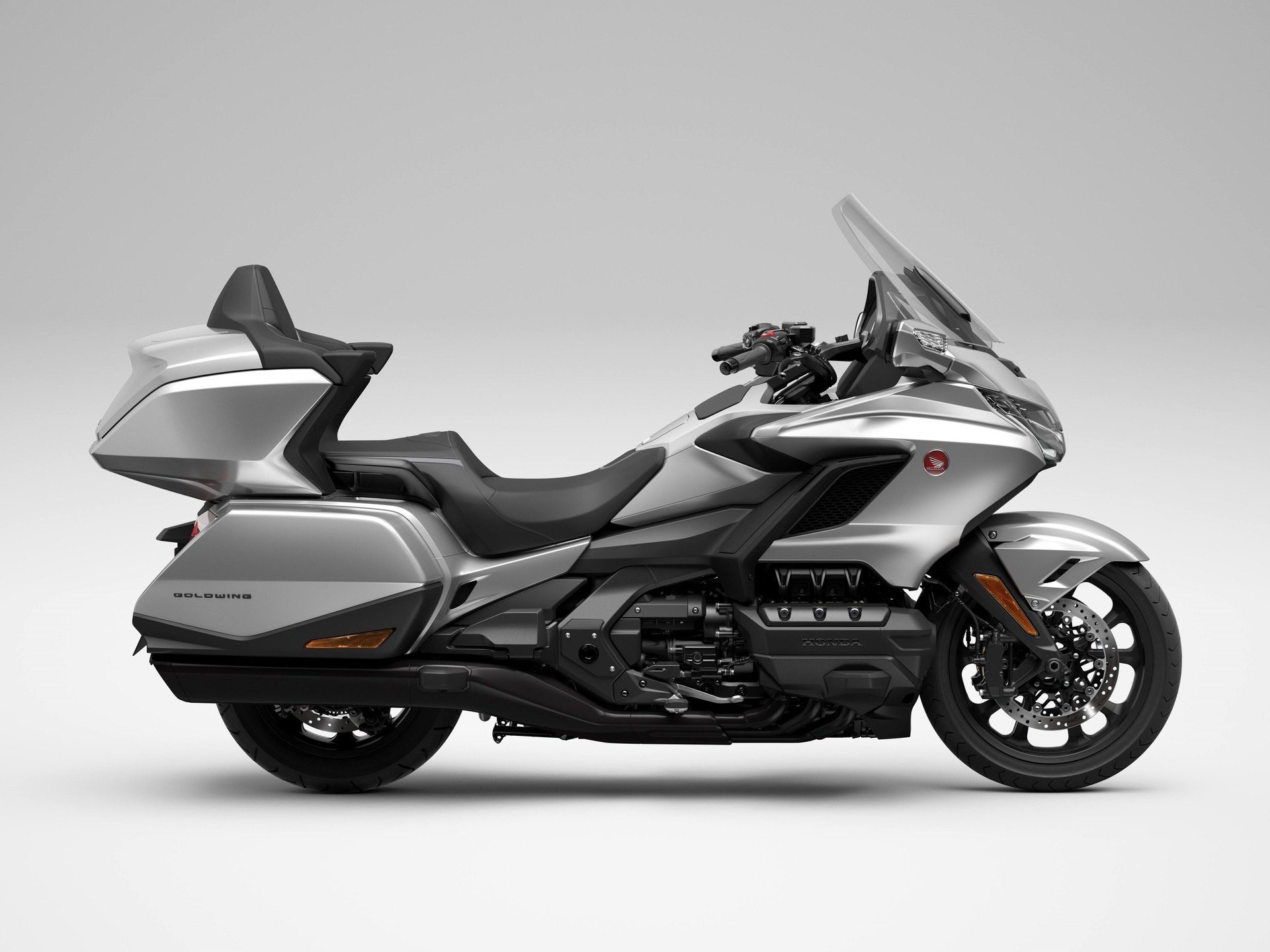 HONDA GL 1800 Gold Wing Tour DCT kaufen — bei Honda Motorrad Zürich in Volketswil