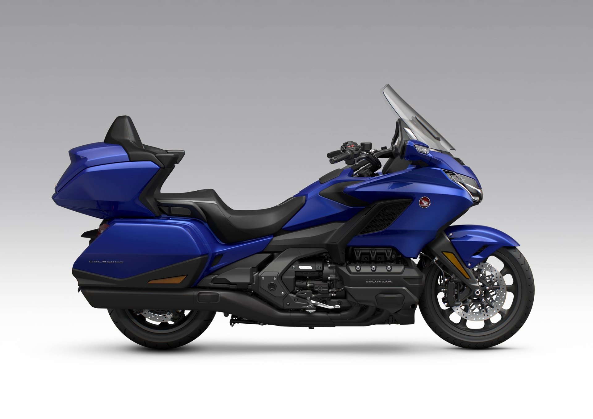 HONDA GL1800 Gold Wing Tour DCT kaufen — bei Honda Motorrad Zürich in Volketswil