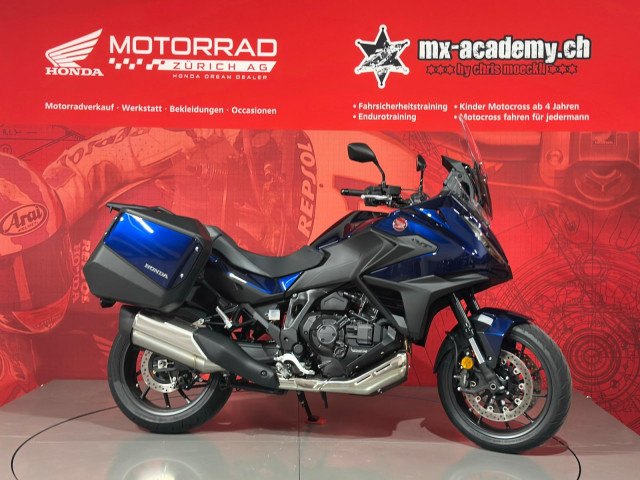HONDA NT 1100 DCT in blau, 1084 ccm mieten — bei Honda Motorrad Zürich in Volketswil