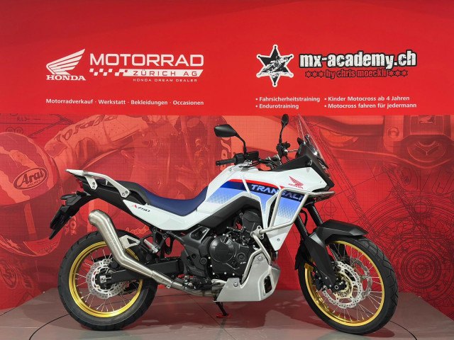 HONDA XL 750 Transalp Swiss Peaks Neufahrzeug in weiss, 755 ccm kaufen — bei Honda Motorrad Zürich in Volketswil