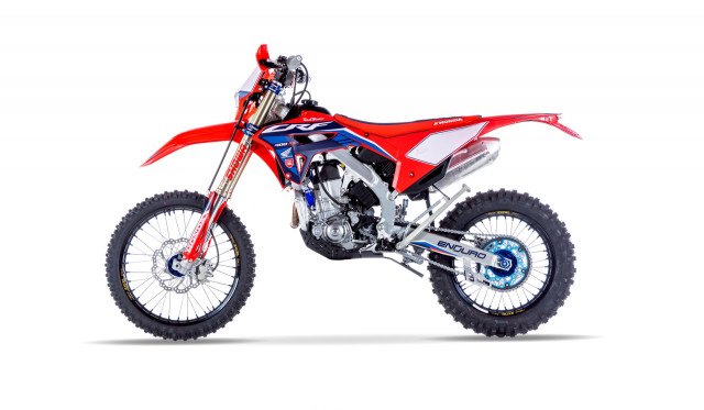 REDMOTO CRF 400 RX Enduro Special Neufahrzeug in rot, 413 ccm kaufen — bei Honda Motorrad Zürich in Volketswil