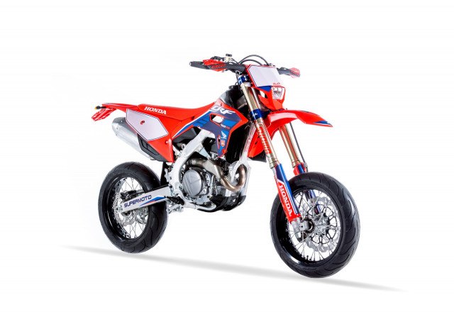 Supermoto with 17-inch wheels - Honda supermotard in Zurich