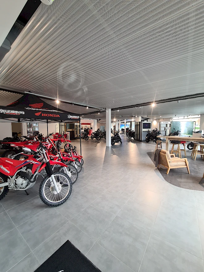 Honda Motorrad Zürich AG -  der neue Honda Motorrad Dream Dealer in Zürich