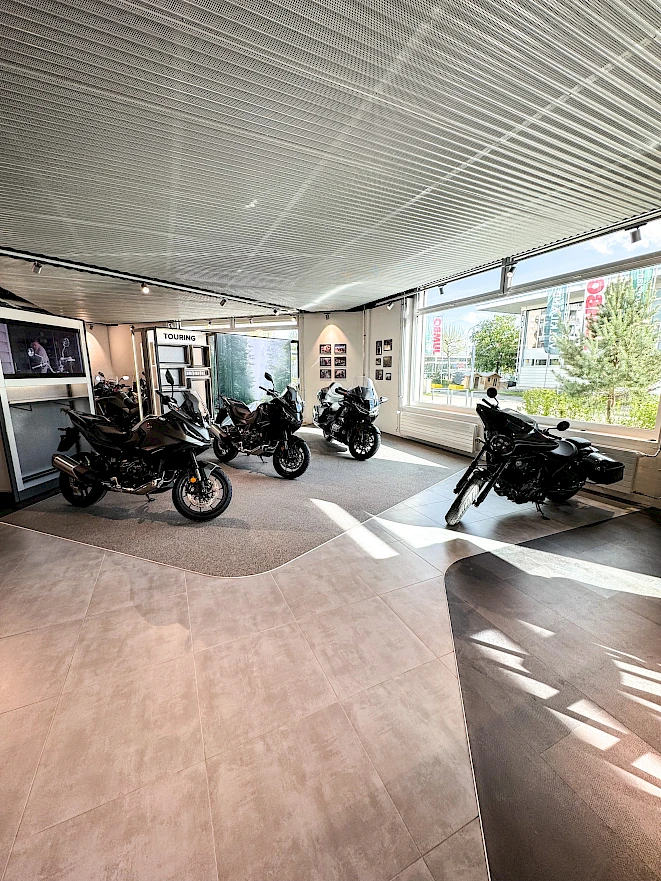 Honda Motorrad Zürich AG -  der neue Honda Motorrad Dream Dealer in Zürich