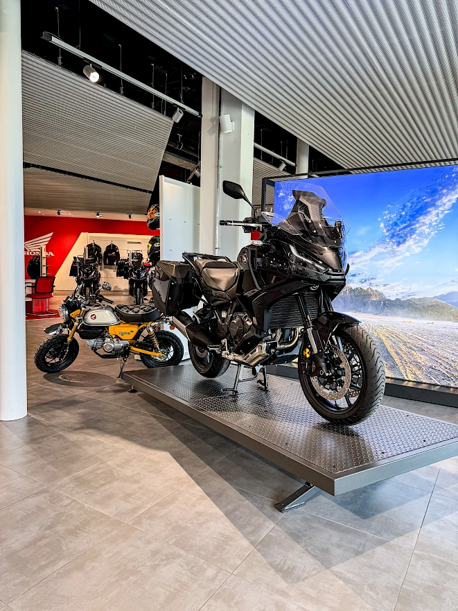 Honda Motorrad Zürich AG -  der neue Honda Motorrad Dream Dealer in Zürich