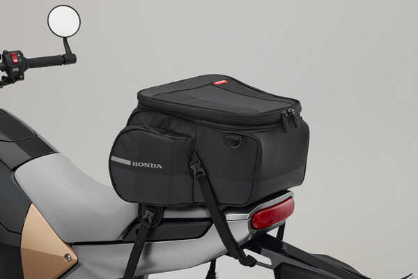 WN7 Zubehör – Soziussitztasche mit 15 Liter für das Elektromotorrad Honda WN7