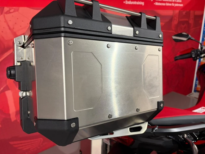 Aluminium top case for the Honda Africa Twin CRF1100 - original Honda luggage accessory