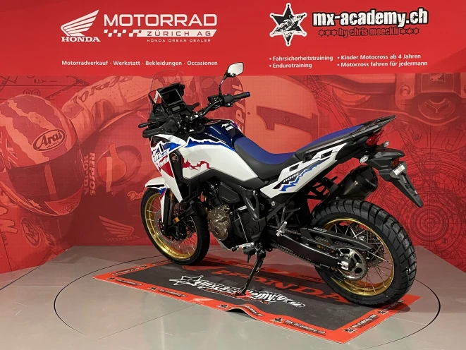 Honda Africa Twin CRF1100 Standard 2026 in Tricolour with manual transmission