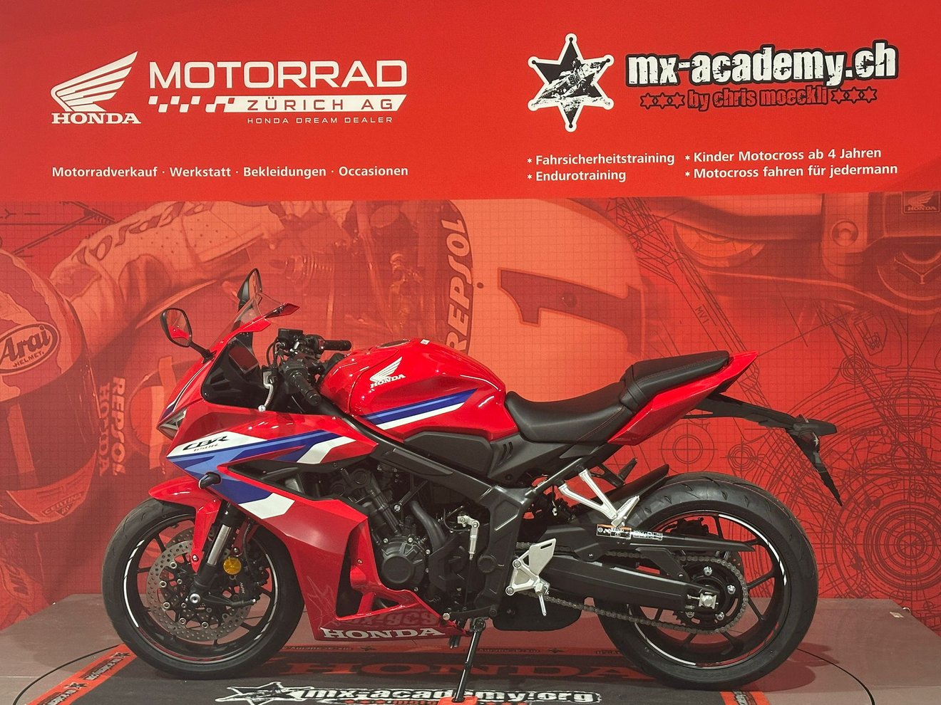 Honda CBR 650 R (CBR650R) E-Clutch CBR model year 2026 — four-cylinder with automatic clutch at the Honda Dream Dealer Zurich