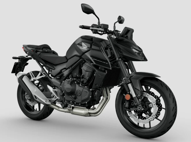 Honda CB750 Hornet as a beginner motorcycle with 795 mm seat height