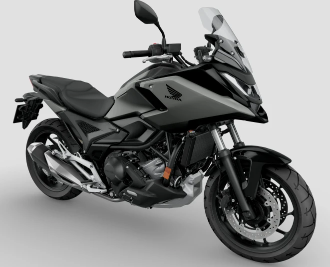 Learner motorcycle Honda NC750X with DCT automatic and large storage