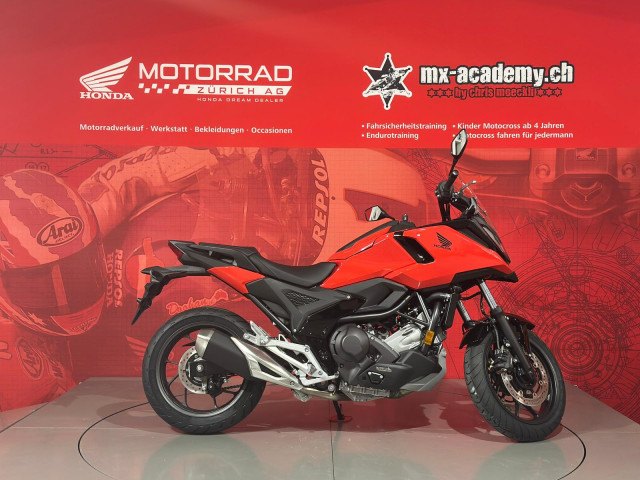 Honda NC700X predecessor model – servicing and parts at Honda Motorrad Zürich