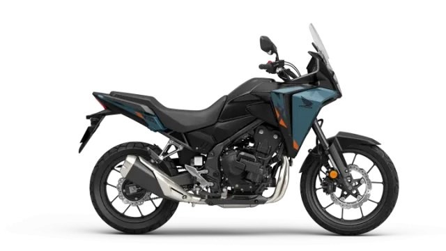 Honda NX500 with 471 cc and 35 kW &ndash; the dual sport in stock in Volketswil ZH