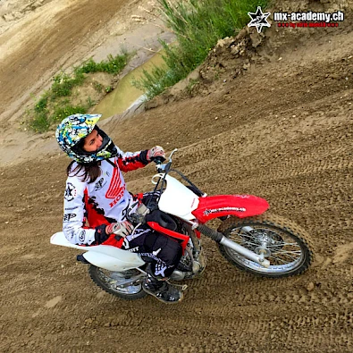 Motorcycle taster course for women at the Honda Dream Dealer Zurich