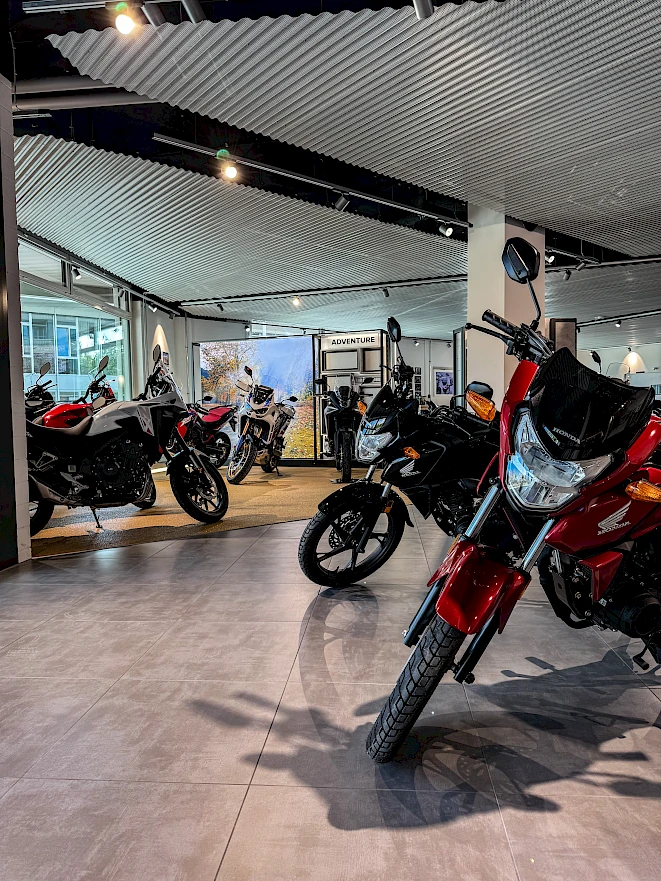 Concessionnaire moto Honda Zurich – exposition à Volketswil ZH