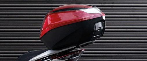 Honda SH genuine accessories &ndash; luggage carrier with mounting plate and red top case
