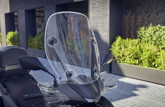 Honda SH Original-Zubeh&ouml;r &ndash; hohes Windschild f&uuml;r ruhige Luft auf der Landstrasse