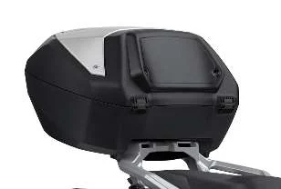 Honda X-ADV750 genuine accessories &ndash; top box on the carrier