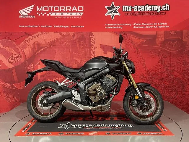 Honda CB650R naked motorcycle with inline four &ndash; roadster in Neo Sports Caf&eacute; design