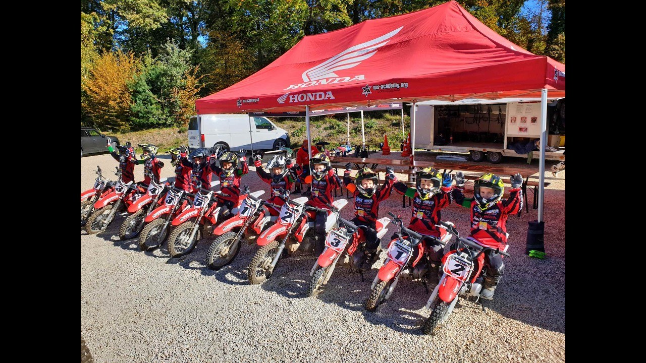 Motorrad Fahrkurs mit Honda in Zürich und der Schweiz